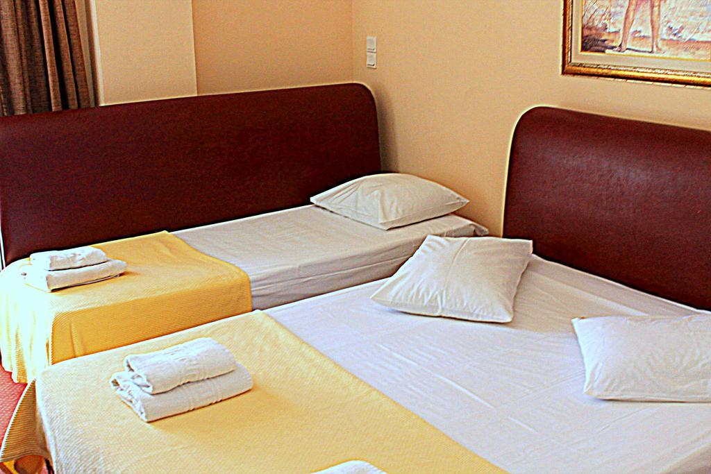 Hotel Drosia Messini Ngoại thất bức ảnh